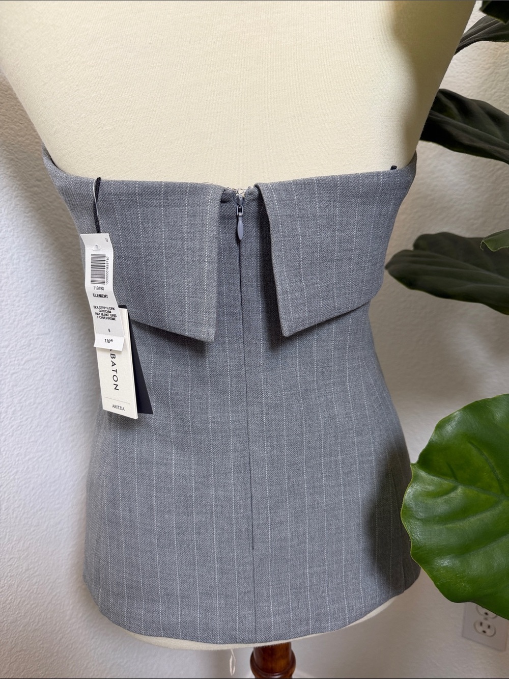 NWT Aritzia Babaton Strapless Gray Pinstripe Tube Top - Picture 8 of 8